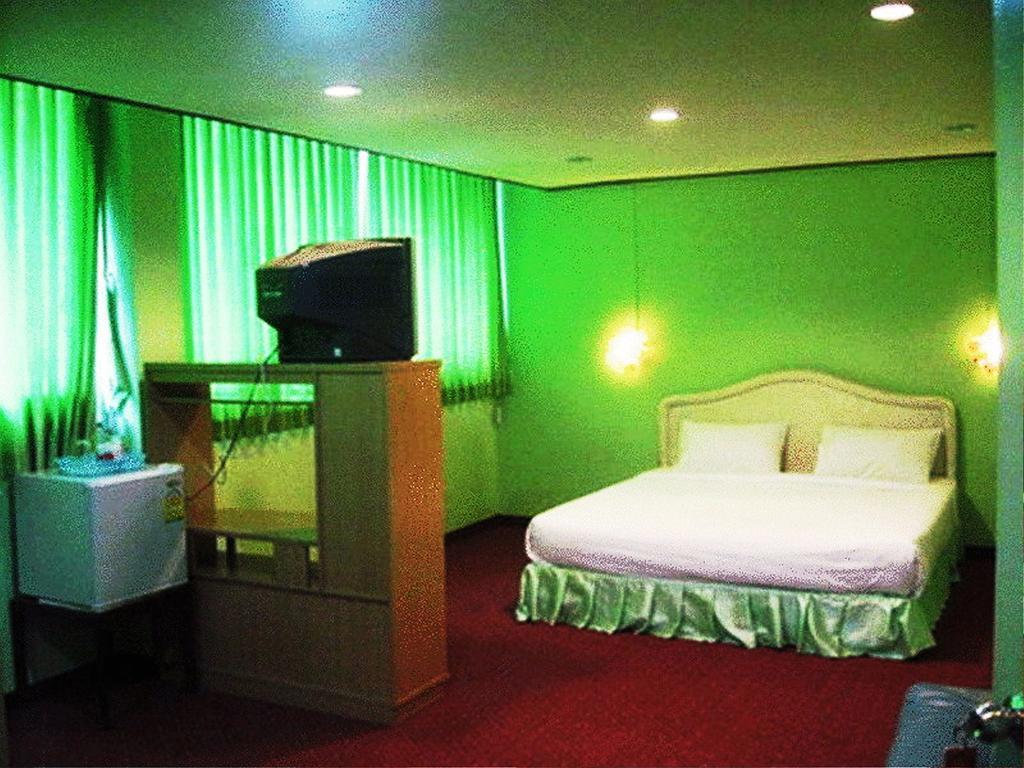 Darley Hotel Chiangmai Chiang Mai Zimmer foto